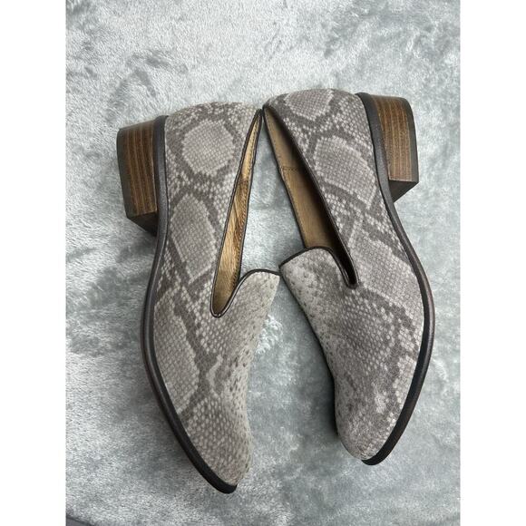 Sofft Womens Leather Slip On Severn Loafers Size 6 Snake Print - Picture 2 of 7